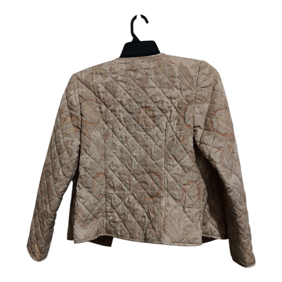 Due per Due Quilted Open Front Jacket in Muted Floral - Picture 4 of 9